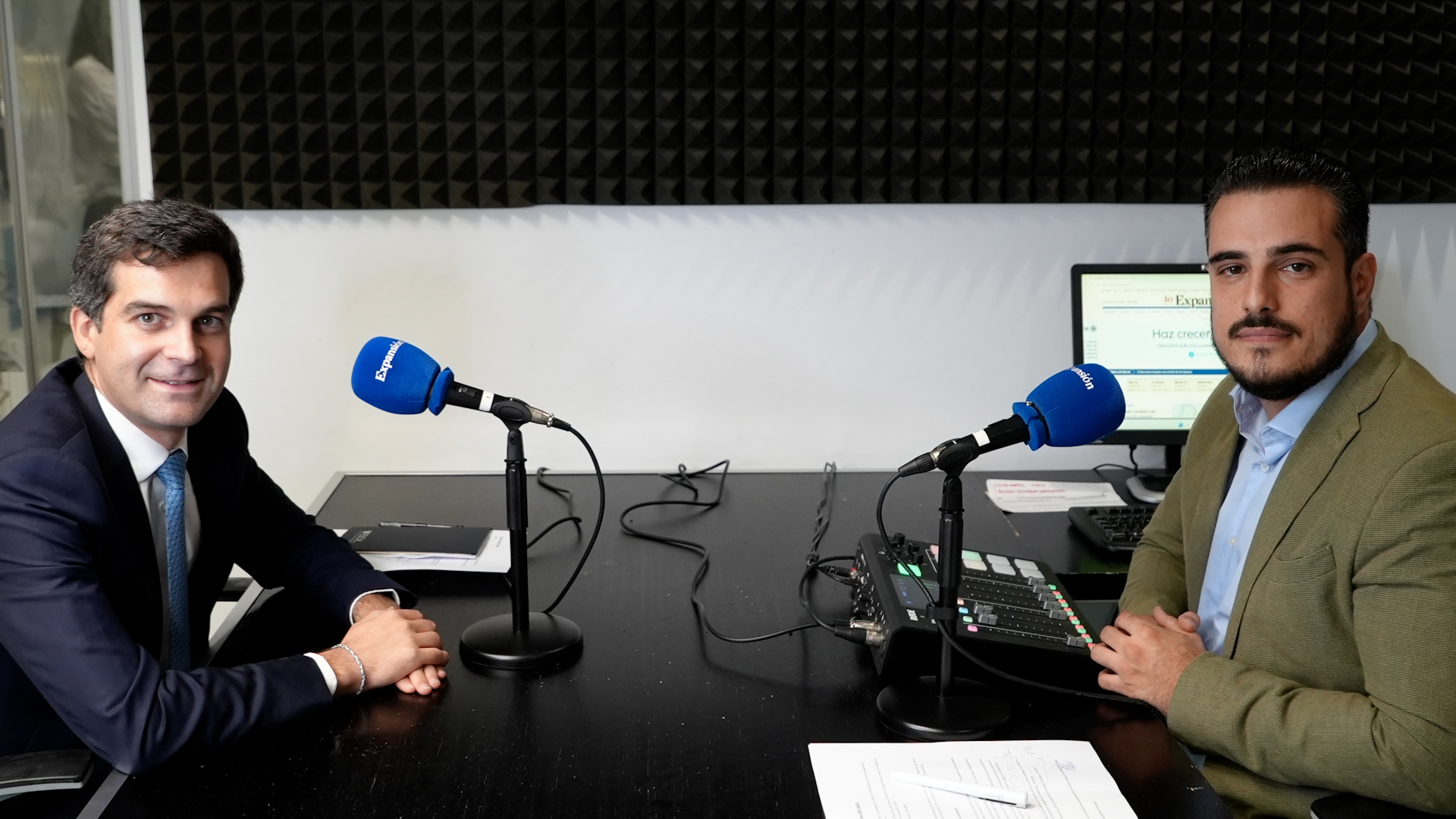 Raúl Poza, redactor de Expansión y Flavien del Pino de BDL.