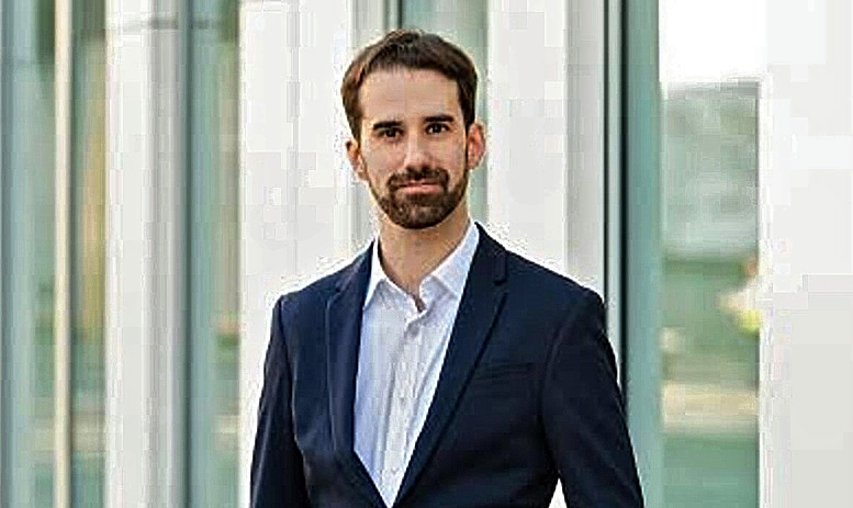 Jesús Herrera, director de la Orquesta Filarmónica de Londres desde el 1 de junio de 2025.