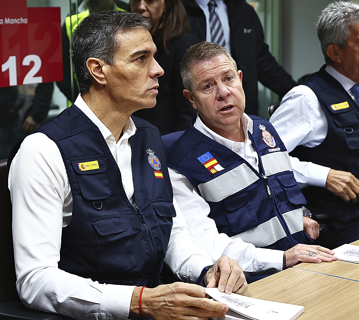 El presidente del Gobierno, Pedro Sánchez, junto al presidente de Castilla-La Mancha, Emiliano García-Page, ayer en Toledo.