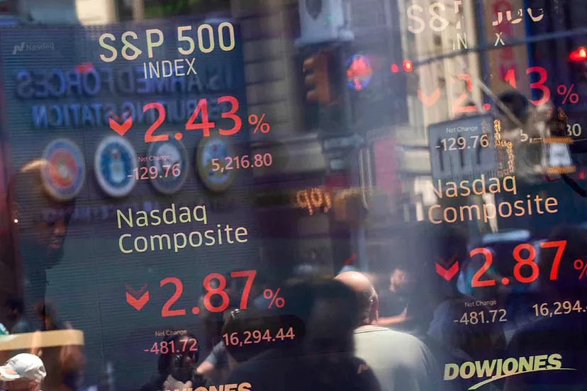 Monitor con caídas en Wall Street